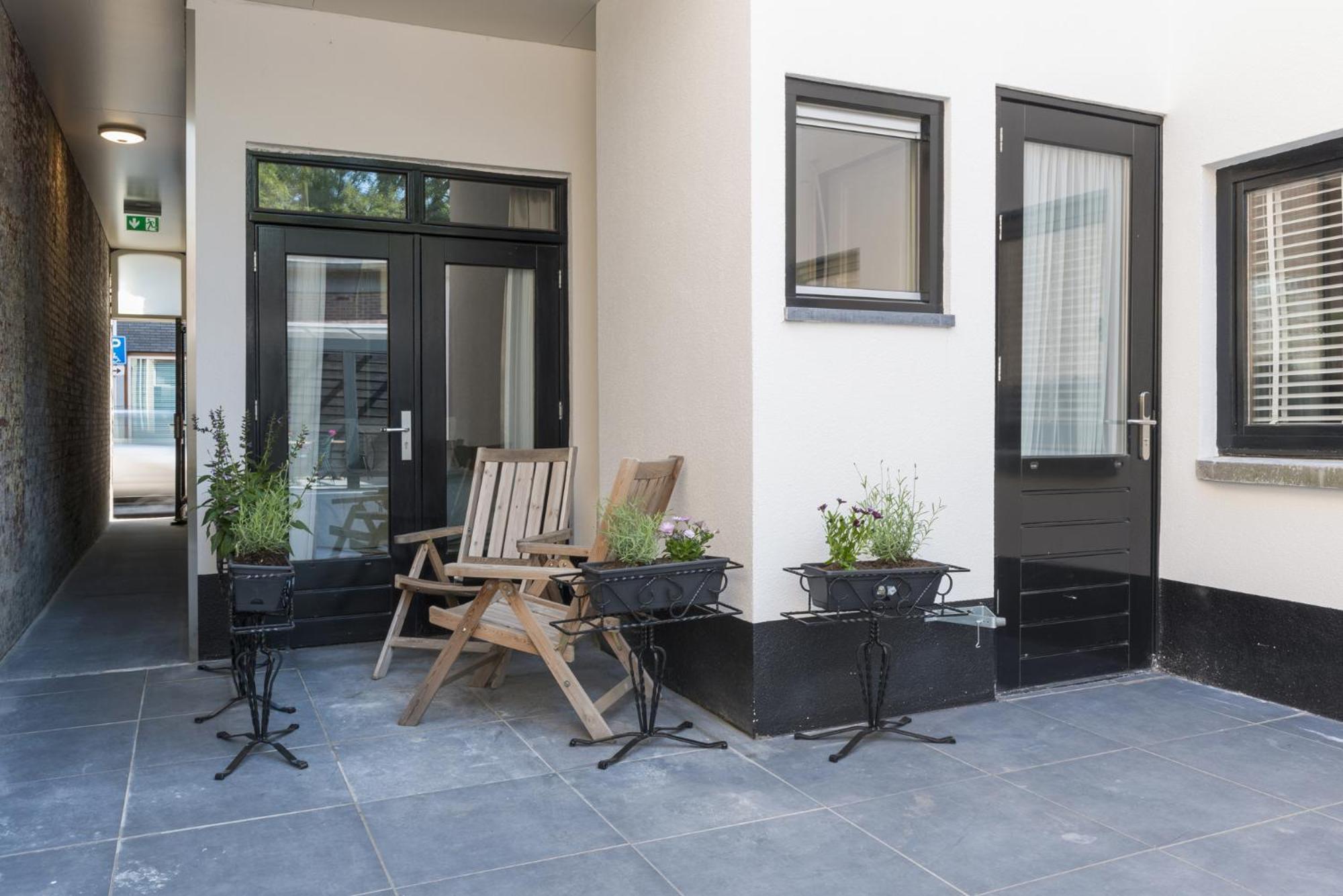 Petite Room With Wifi, Ac, And Shared Kitchen Tilburgo Exterior foto