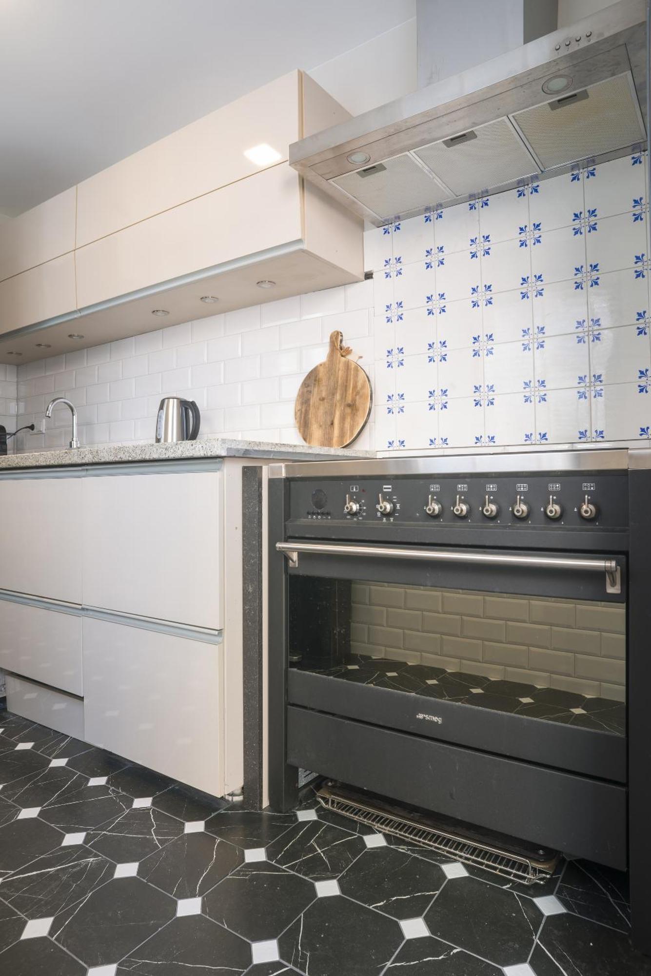 Petite Room With Wifi, Ac, And Shared Kitchen Tilburgo Exterior foto
